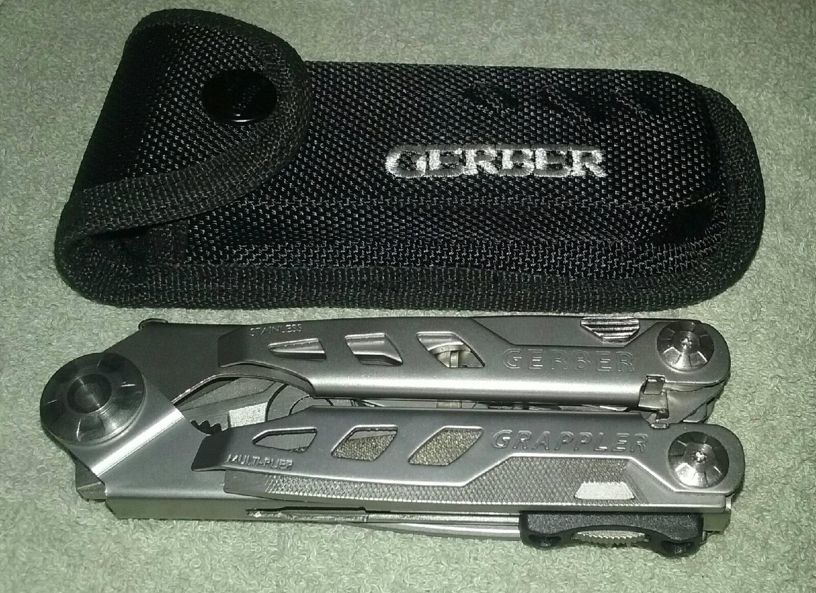 Grappler and Sheath